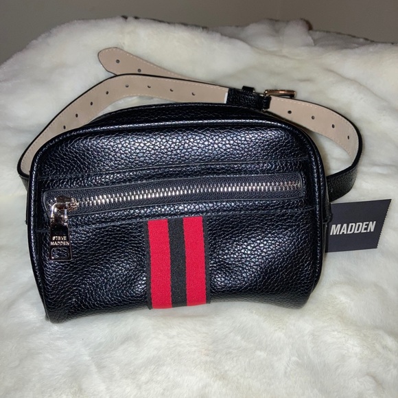 Steve Madden Handbags - *NWT* Convertible Steve Madden Fanny Pack